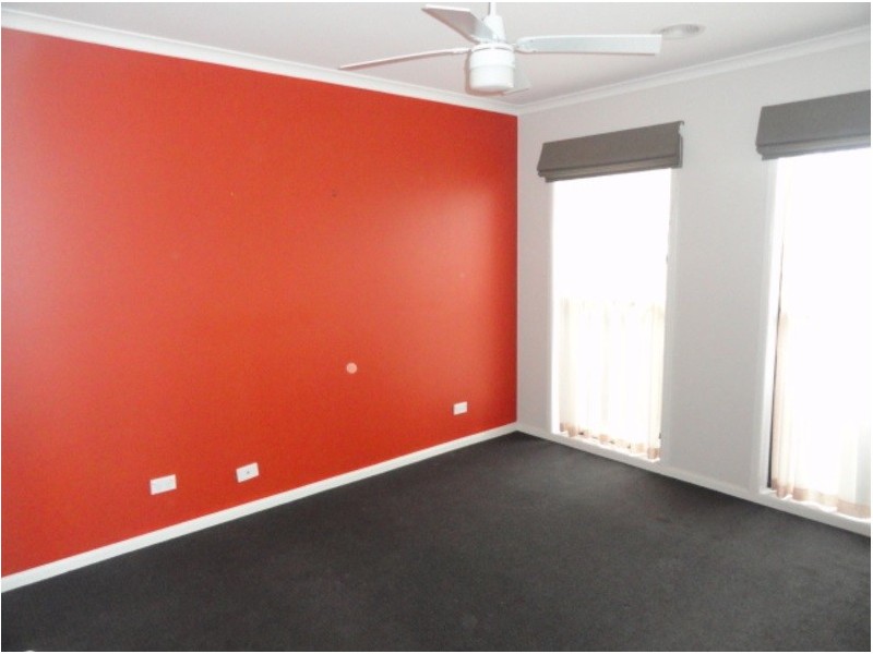 21 Manna Gum Drive, Epsom VIC 3551