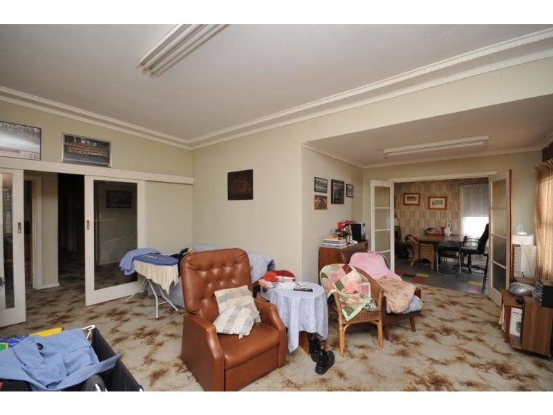 1 Morrison Street, Kangaroo Flat VIC 3555