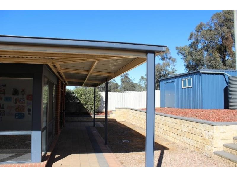 33 Arthurs Crescent, Strathfieldsaye VIC 3551