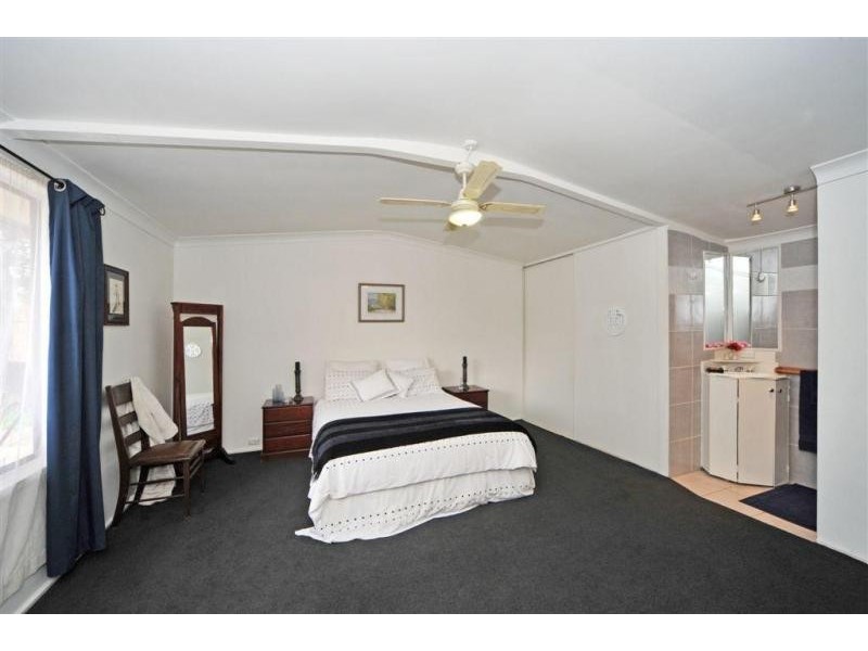 11/45 McLachlan Street, Golden Square VIC 3555