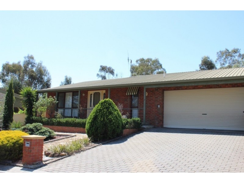 7 Coolbunna Close, Golden Square VIC 3555