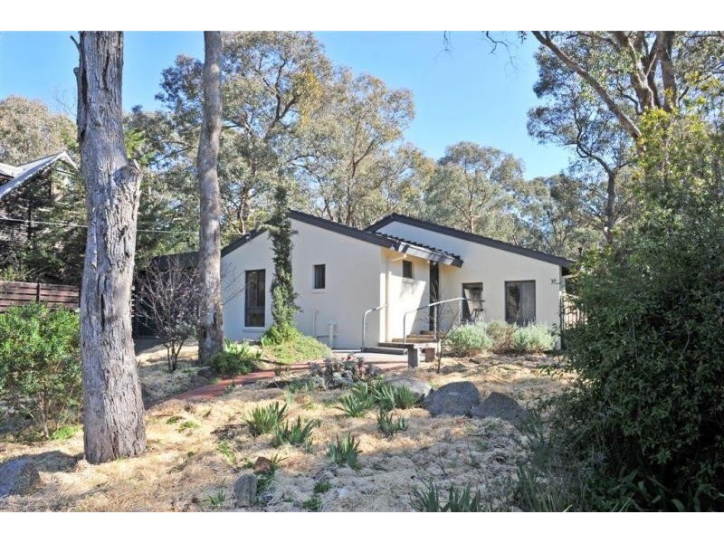 34 Milton Avenue, Spring Gully VIC 3550