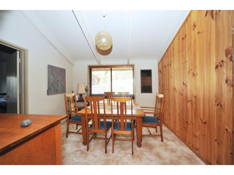 34 Milton Avenue, Spring Gully VIC 3550