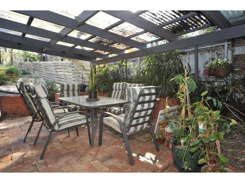 34 Milton Avenue, Spring Gully VIC 3550