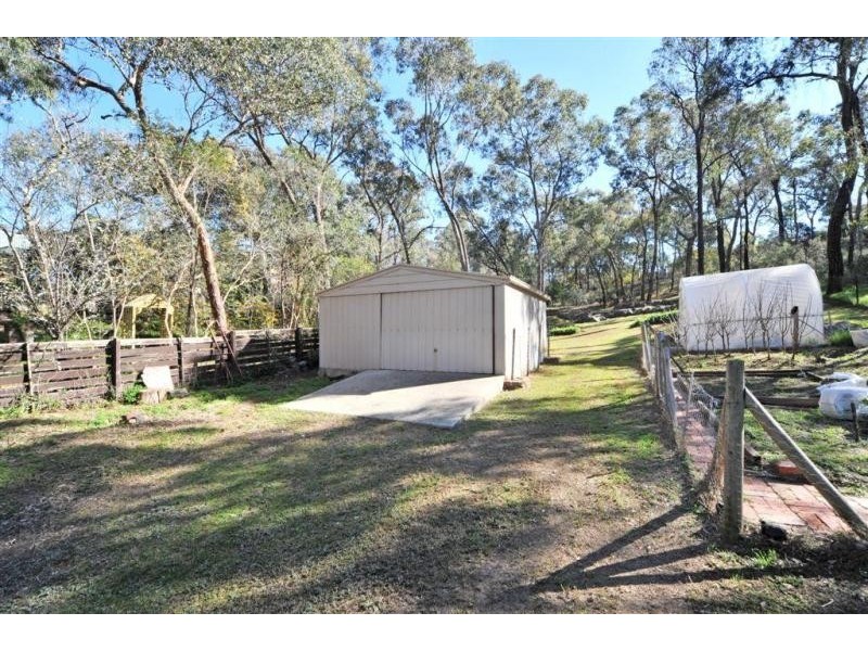 34 Milton Avenue, Spring Gully VIC 3550