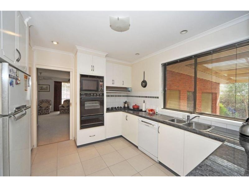 3 Nerang Court, Kennington VIC 3550