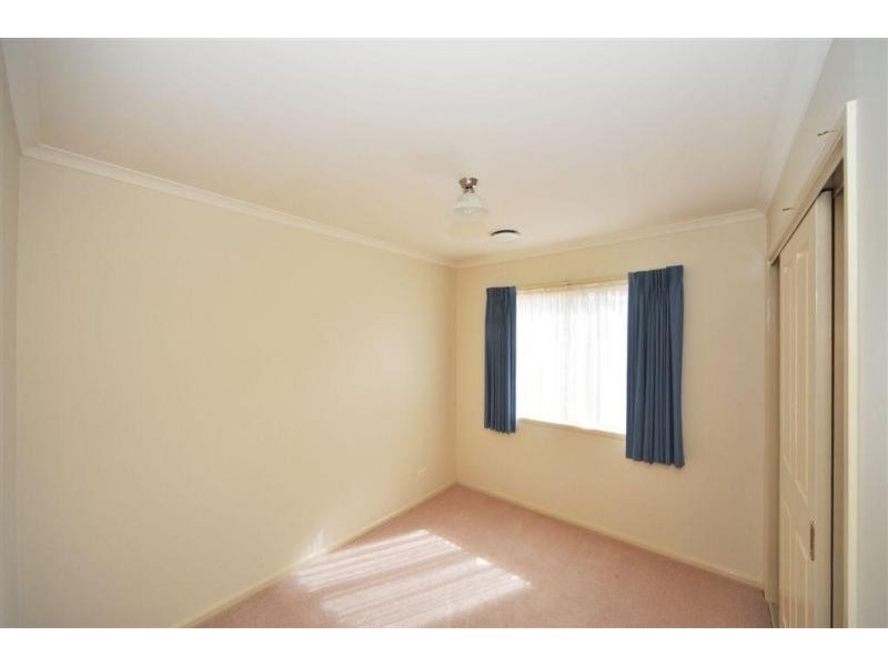 6 Dava Court, Kangaroo Flat VIC 3555