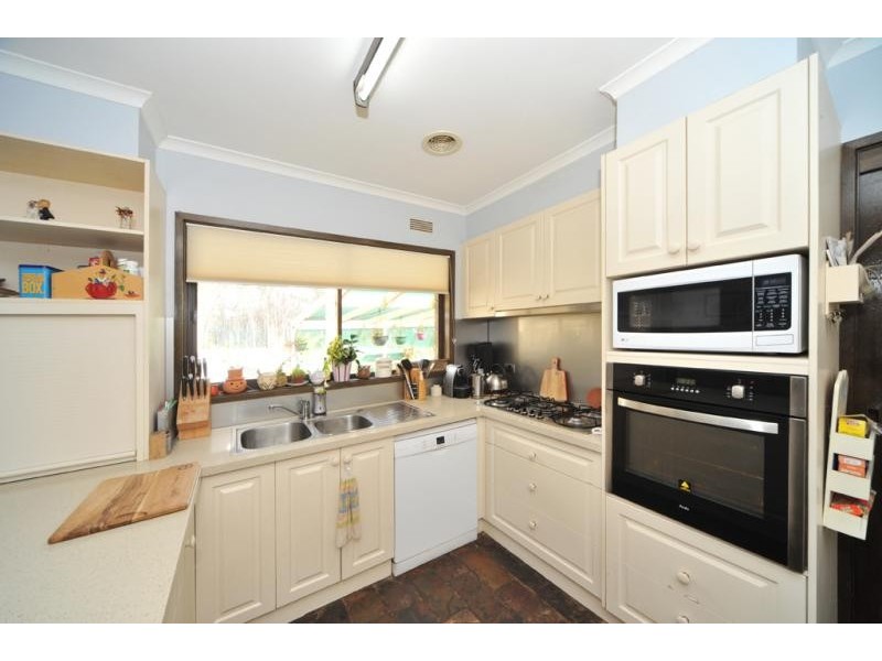 50 Junortoun Road, Junortoun VIC 3551