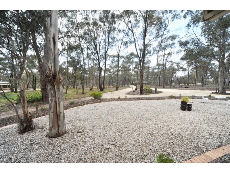 50 Junortoun Road, Junortoun VIC 3551