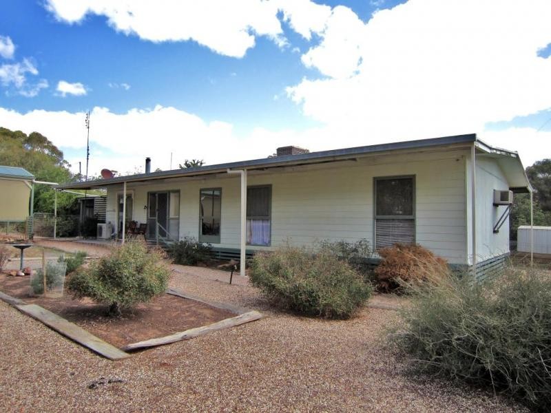131 Old Boort Road, Wedderburn VIC 3518