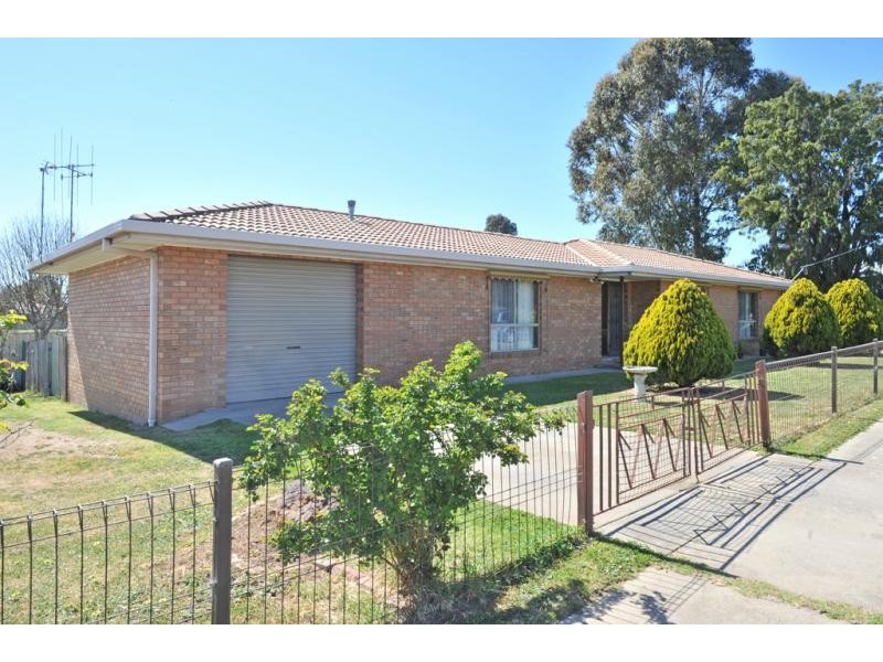 2 Strickland Road, East Bendigo VIC 3550