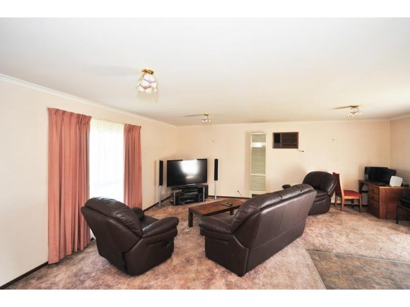 2 Strickland Road, East Bendigo VIC 3550