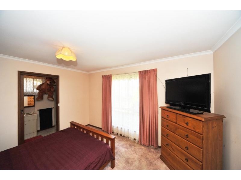 2 Strickland Road, East Bendigo VIC 3550