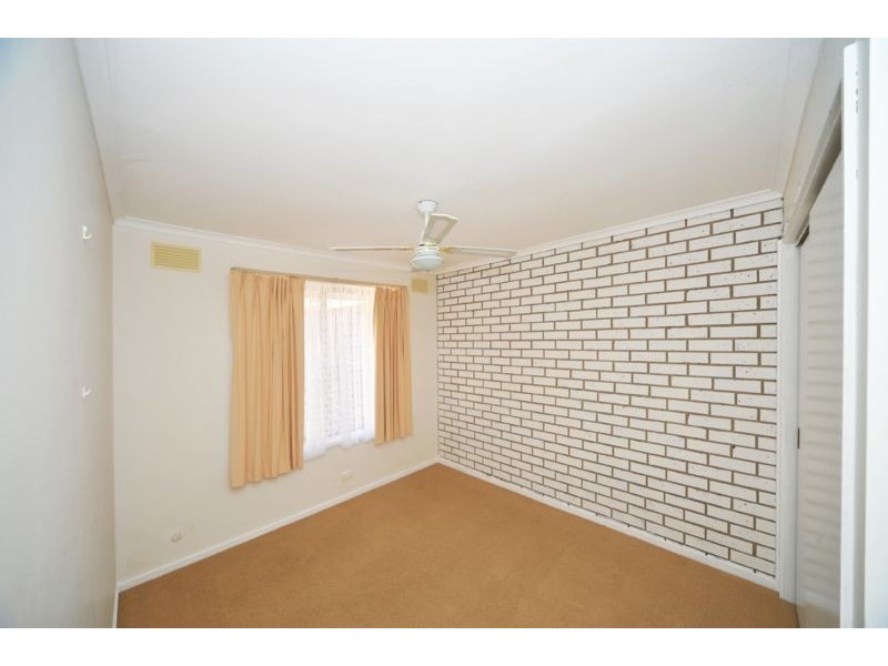 2/6 Cockerell Court, Kennington VIC 3550