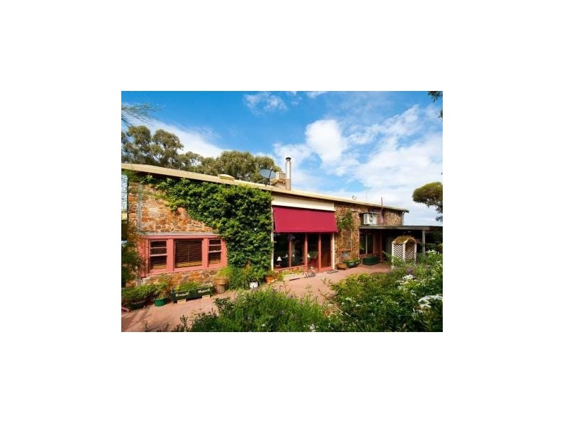 101 Douglas Road, Baringhup VIC 3463