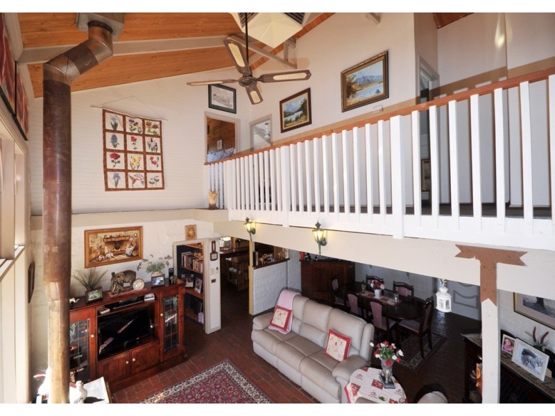 101 Douglas Road, Baringhup VIC 3463