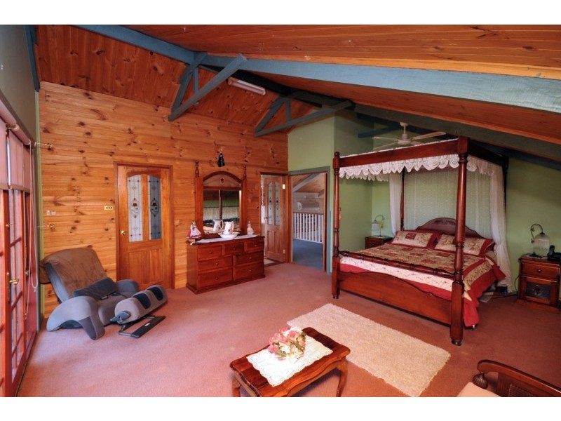 101 Douglas Road, Baringhup VIC 3463