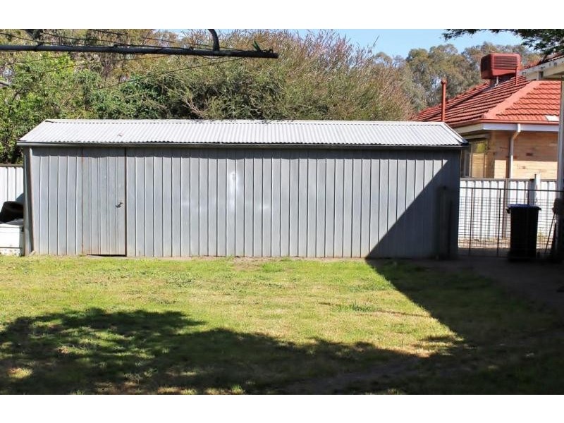 10 Lansell Street, Kangaroo Flat VIC 3555