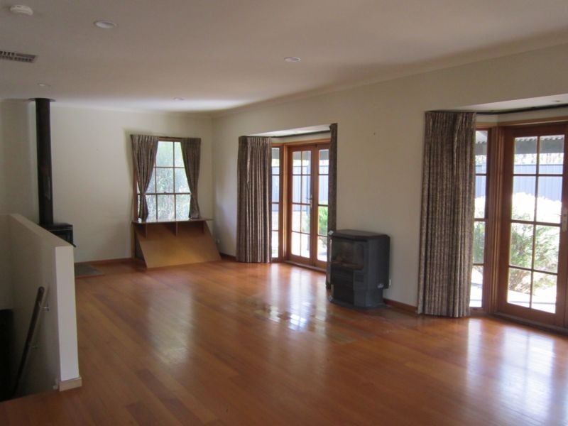 163 Edwards Road, Kennington VIC 3550