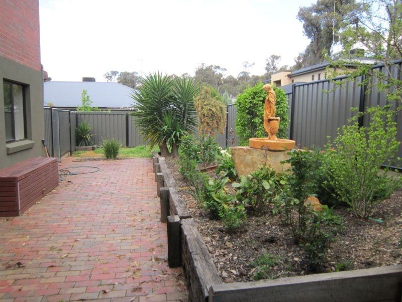 163 Edwards Road, Kennington VIC 3550