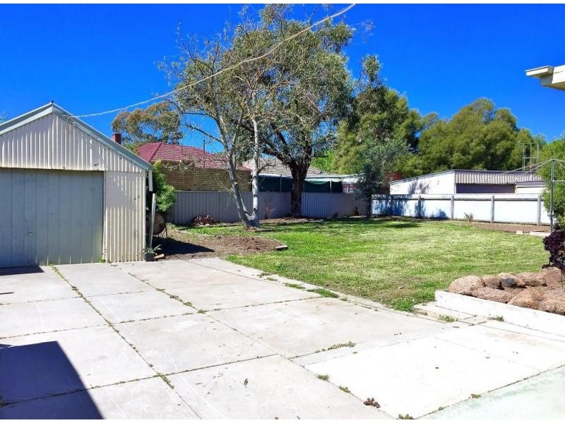 3 Alamein Court, Golden Square VIC 3555