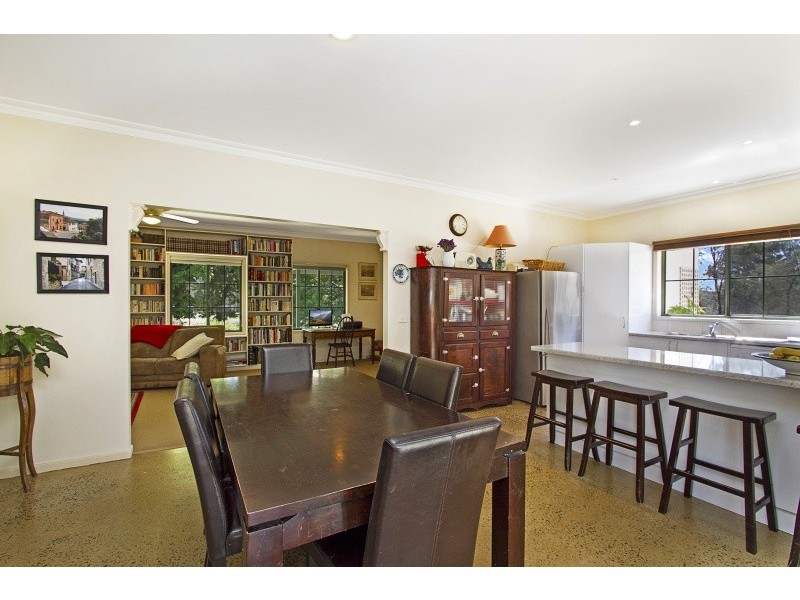 4 Fryers Road, Chewton VIC 3451