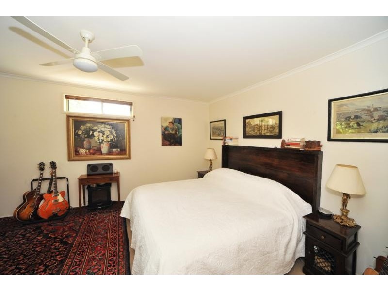 4 Fryers Road, Chewton VIC 3451