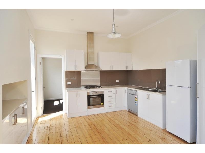 15 Archer Street, Kangaroo Flat VIC 3555