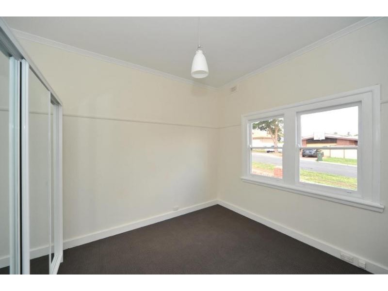 15 Archer Street, Kangaroo Flat VIC 3555