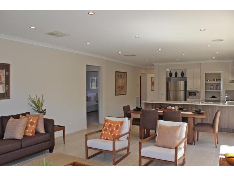 207 Evergreen Boulevard, Jackass Flat VIC 3556