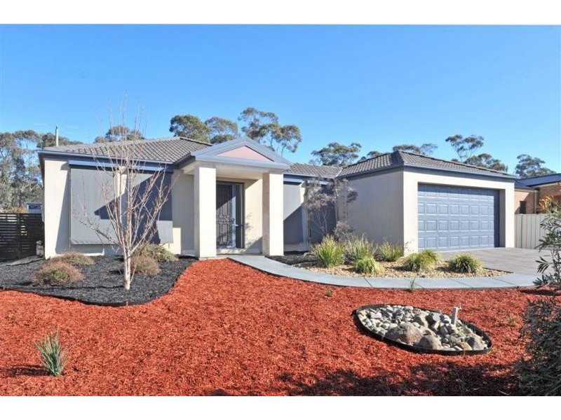 33 Arthurs Crescent, Strathfieldsaye VIC 3551
