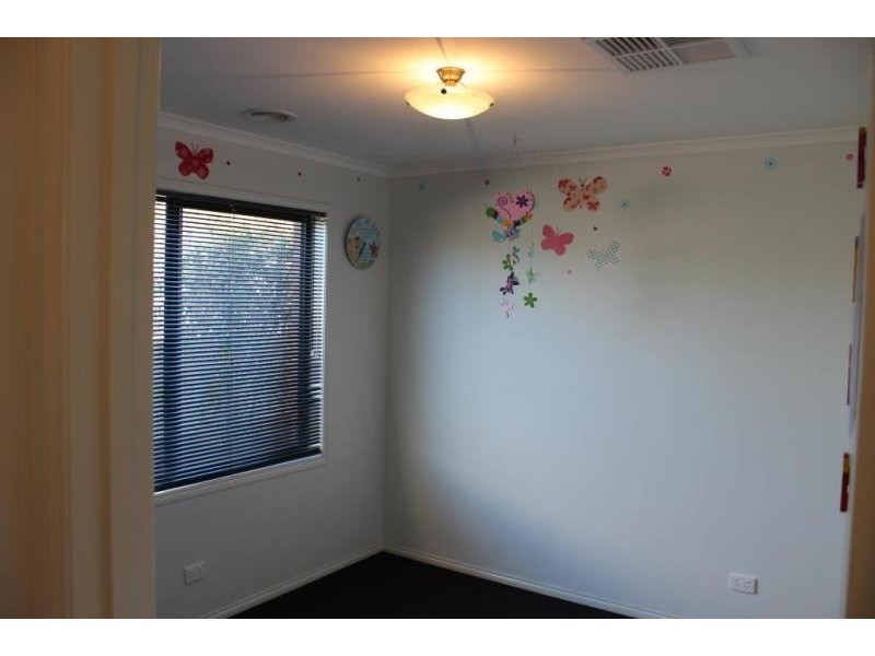 33 Arthurs Crescent, Strathfieldsaye VIC 3551