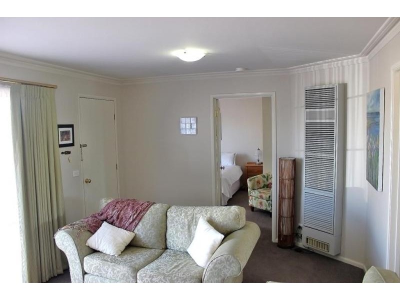 54A Browning Street, Kangaroo Flat VIC 3555