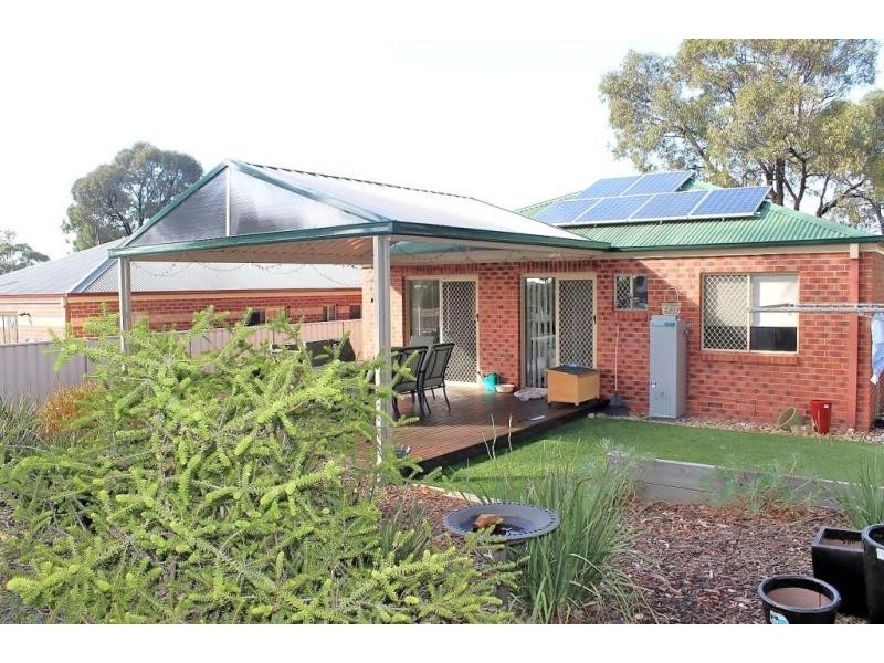 54A Browning Street, Kangaroo Flat VIC 3555