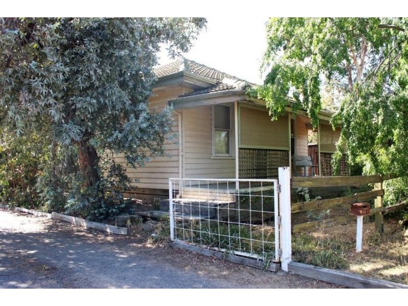 257 Allingham Street, Kangaroo Flat VIC 3555