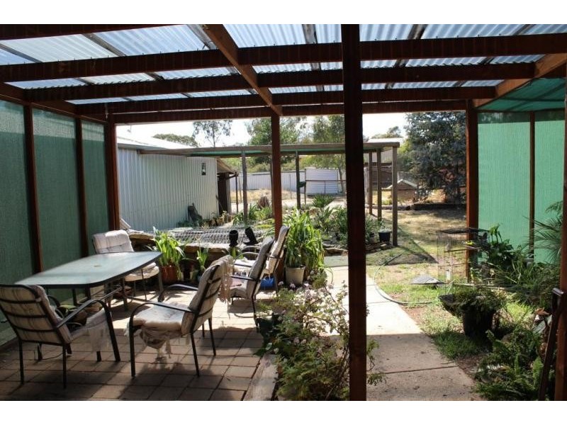 257 Allingham Street, Kangaroo Flat VIC 3555