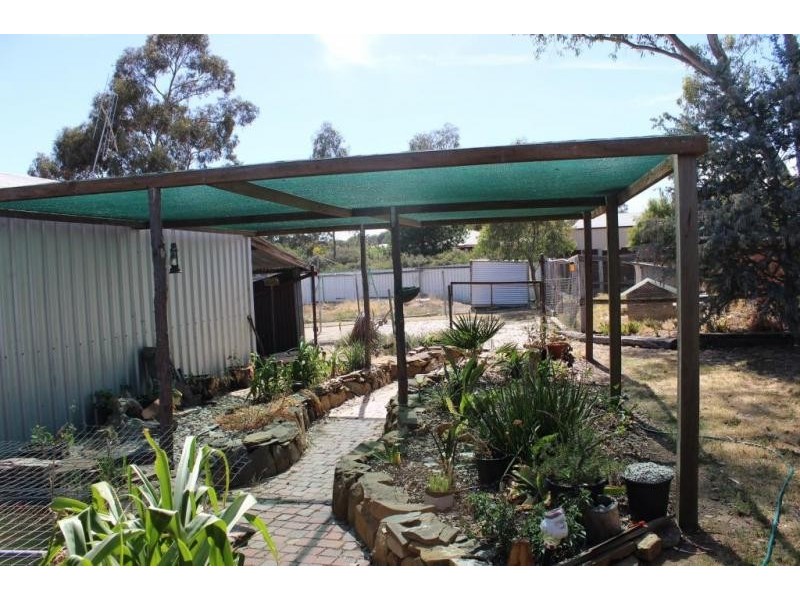 257 Allingham Street, Kangaroo Flat VIC 3555