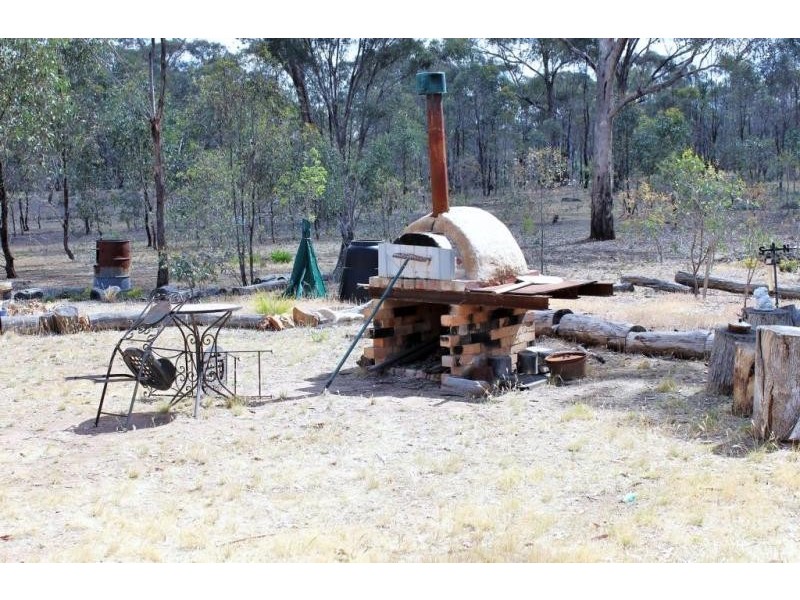 13 Williamsons Road, Laanecoorie VIC 3463