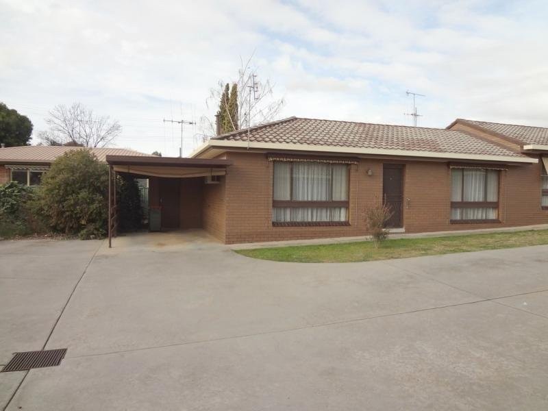 4/27 Nish Street, Flora Hill VIC 3550