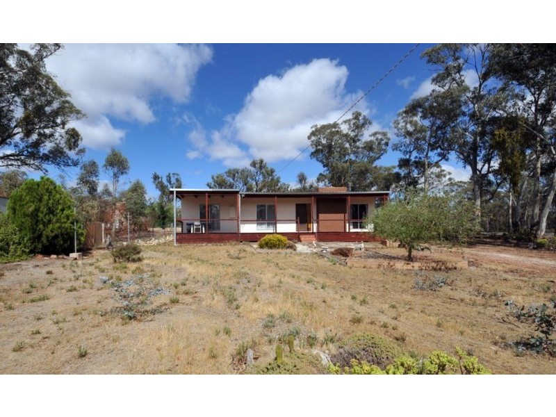 25 Gladstone Street, Tarnagulla VIC 3551