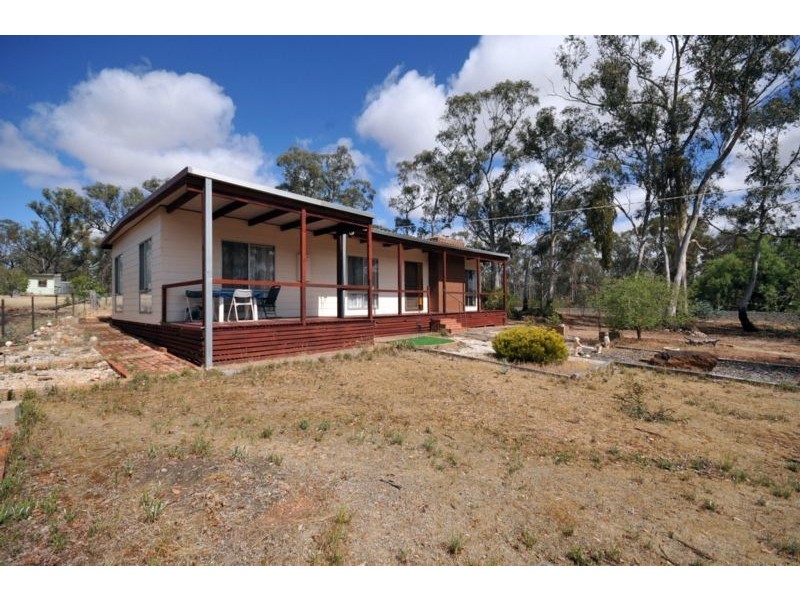 25 Gladstone Street, Tarnagulla VIC 3551
