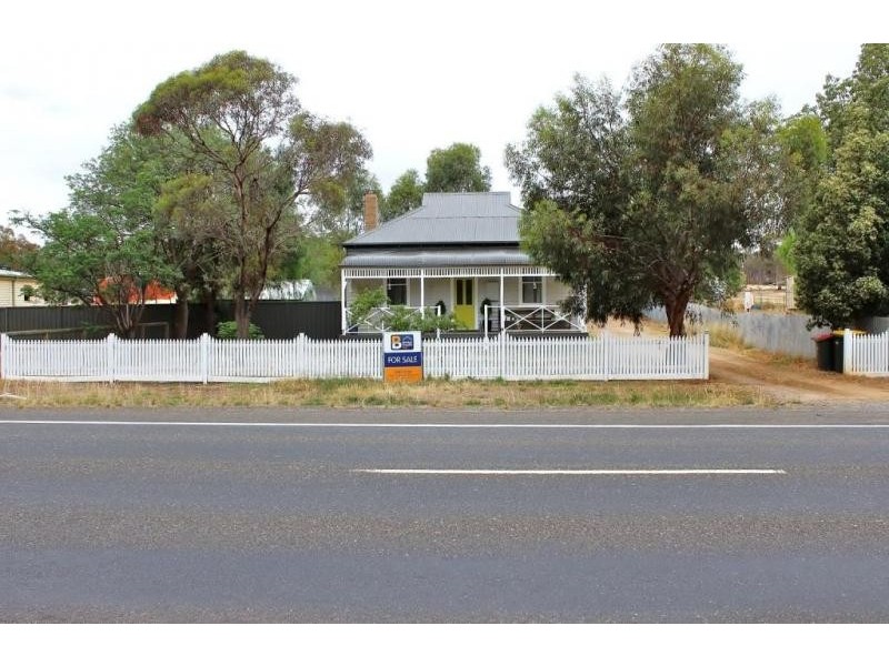 33 Charlton Road, Wedderburn VIC 3518