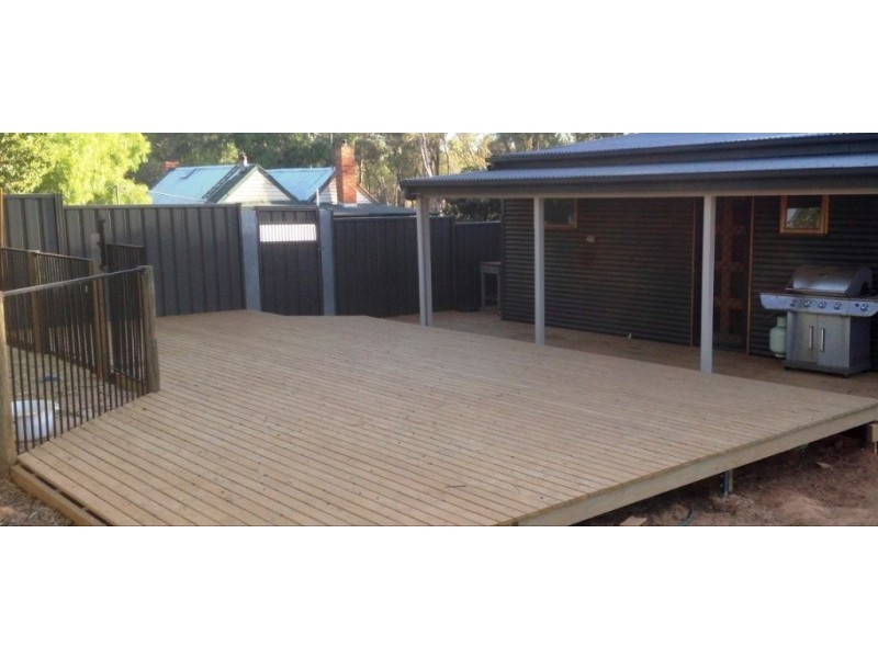 33 Charlton Road, Wedderburn VIC 3518