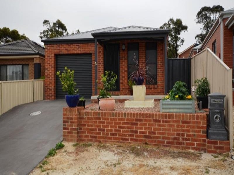 4A Alfreda Place, Golden Square VIC 3555
