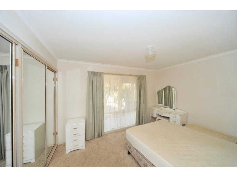 16 Wesley Street, Kangaroo Flat VIC 3555