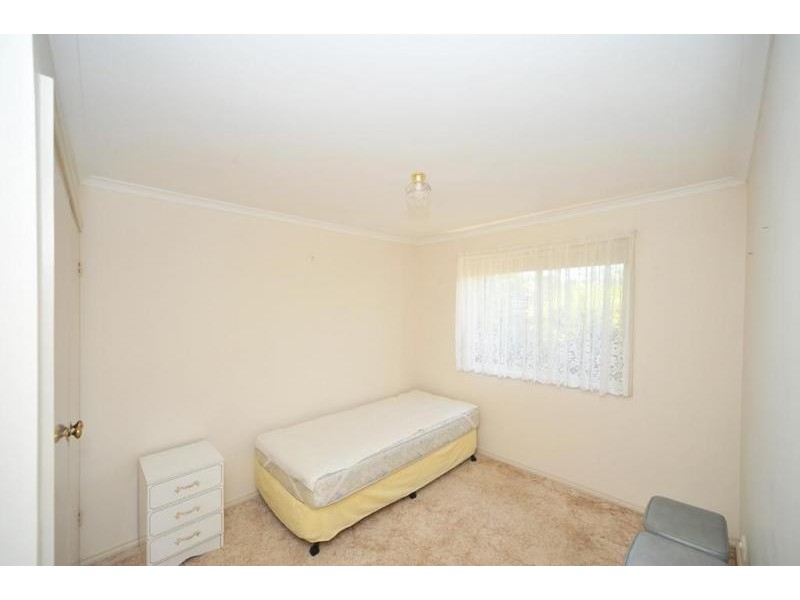 16 Wesley Street, Kangaroo Flat VIC 3555