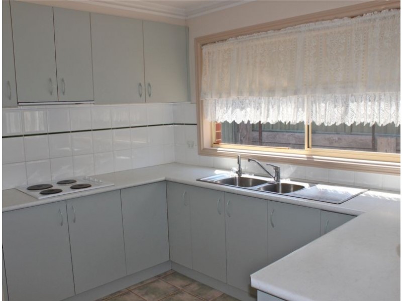 6 Retreat Road, Flora Hill VIC 3550