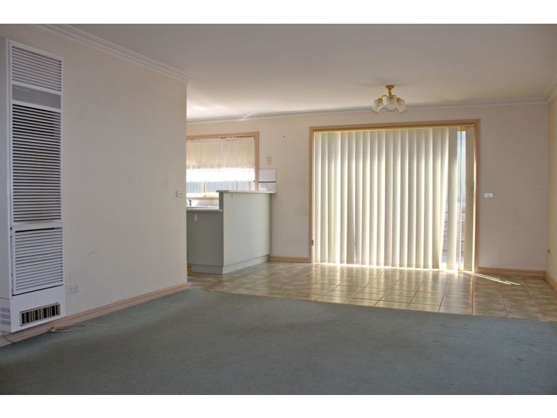 6 Retreat Road, Flora Hill VIC 3550