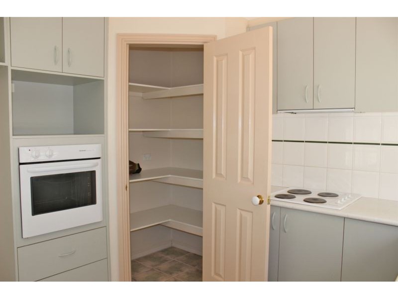 6 Retreat Road, Flora Hill VIC 3550