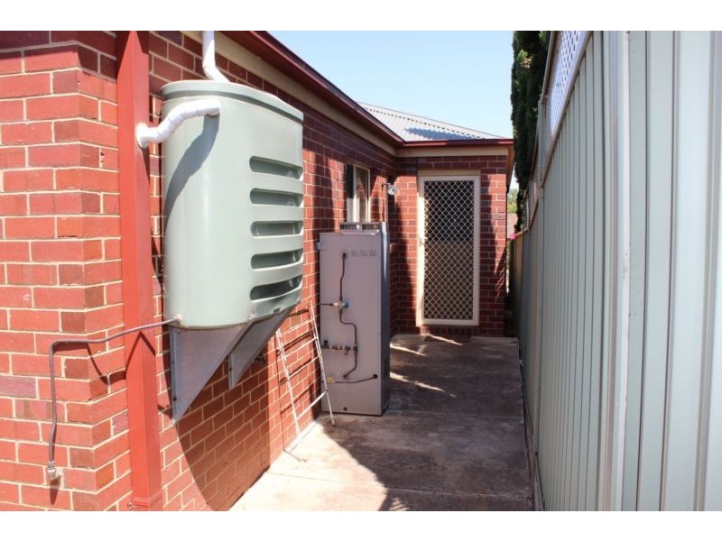 6 Retreat Road, Flora Hill VIC 3550